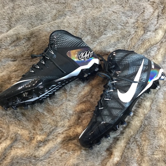 calvin johnson cleats